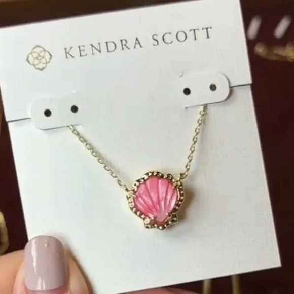 Kendra Scott Brynne Pink Shell Gold Necklace Blush Mother-of-Pearl $65 NEW - Picture 2 of 4
